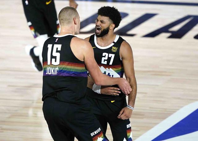  塔图姆单场10三分刷新队史纪录  